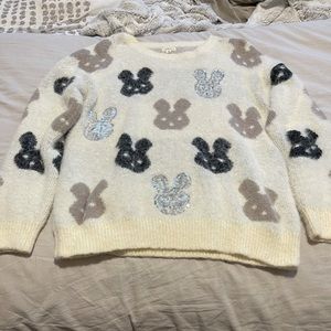 Women’s “bunny” sweater. Super soft and cute. M